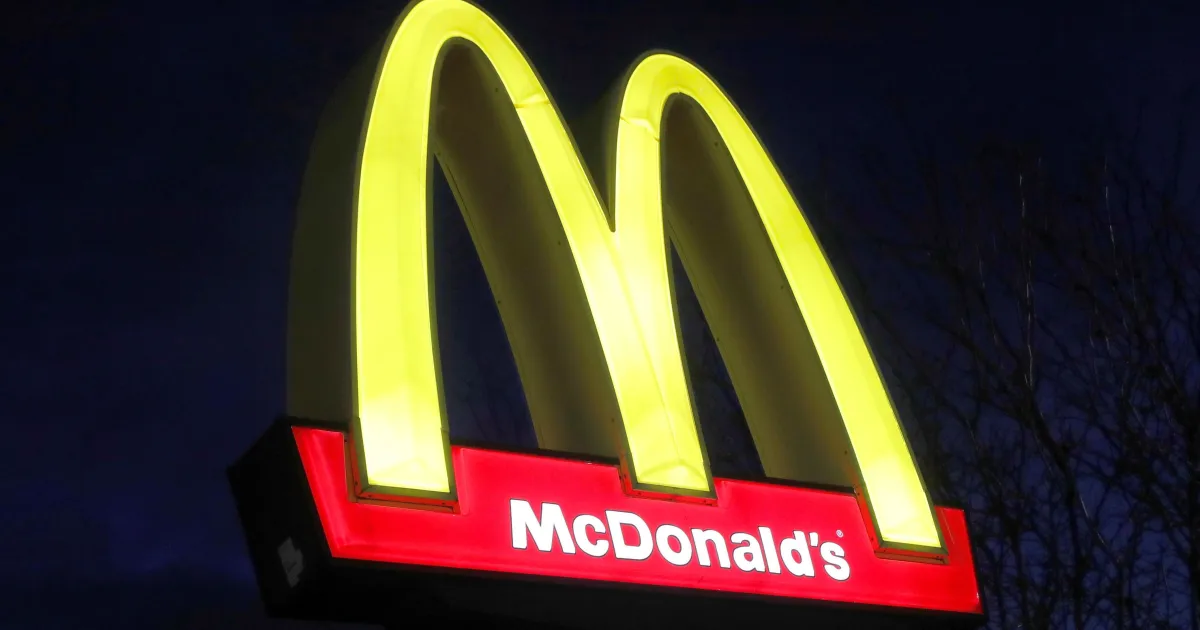 McDonald's usa IA e varia preço do Big Mac em até 21% por loja